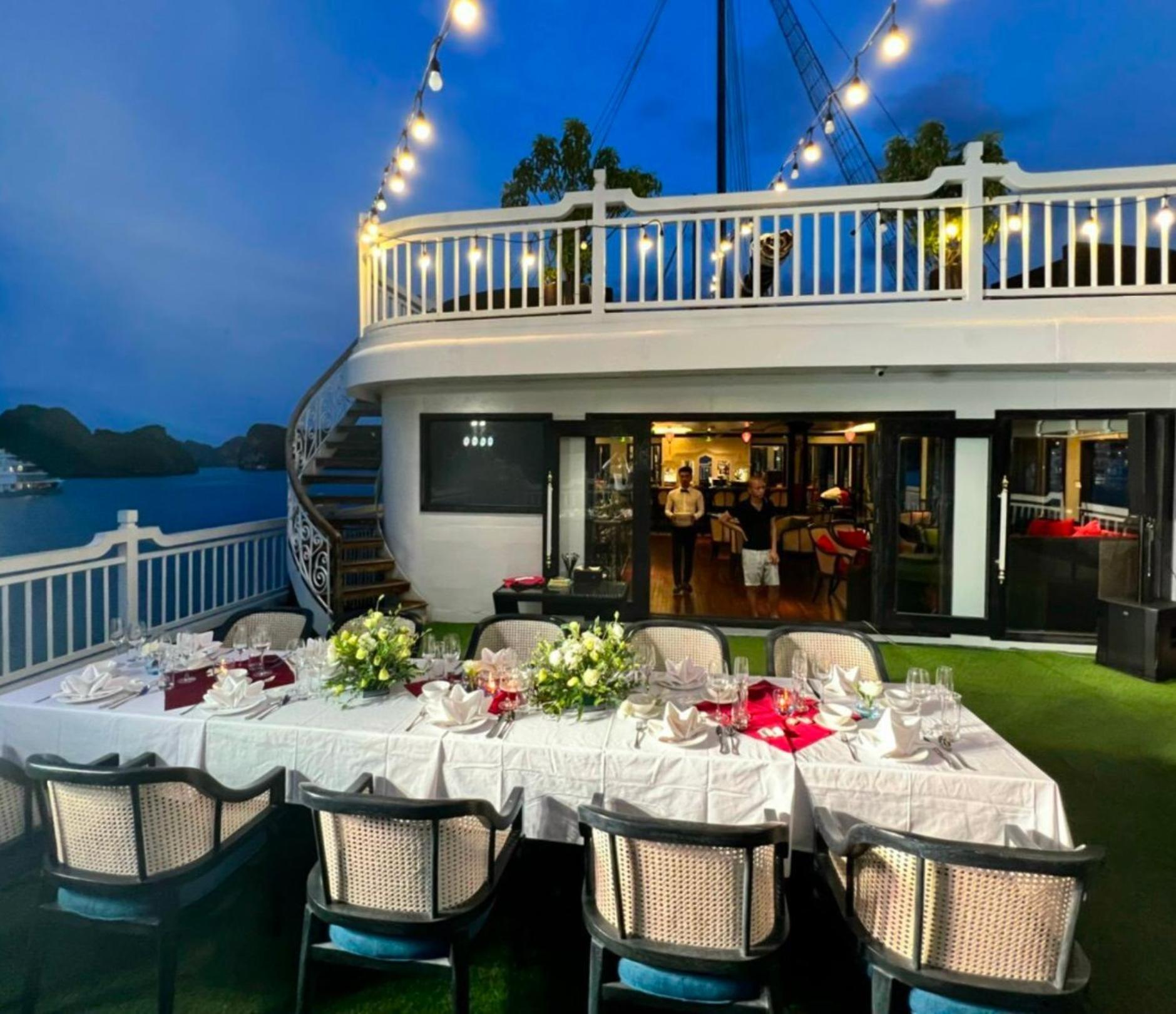 Lotus Elegance Cruise Ha Long Exterior foto