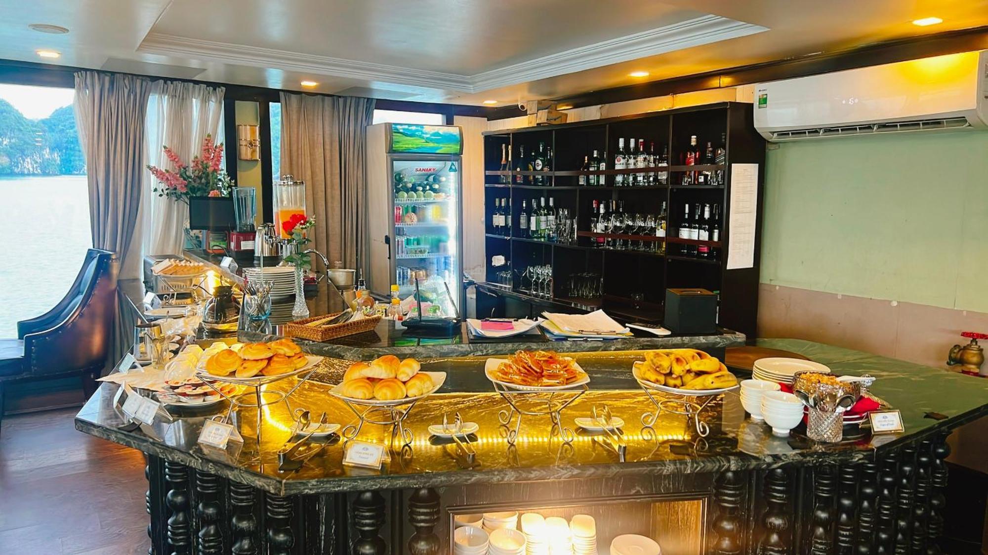 Lotus Elegance Cruise Ha Long Exterior foto